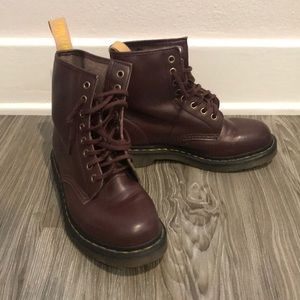Vegan Dr. Martens Womens size 8. Maroon color